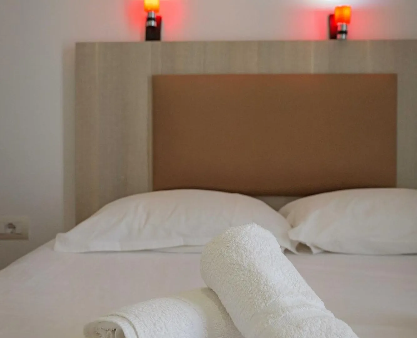 Guest house Vila Aurora Hotel Ksamil