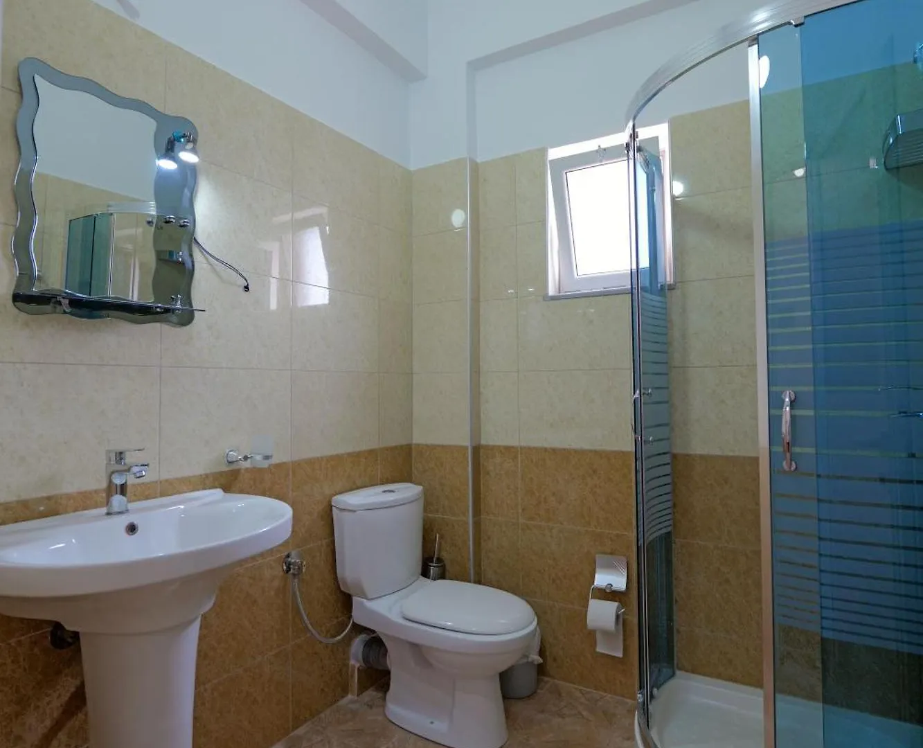Vila Aurora Hotel Ksamil Guest house