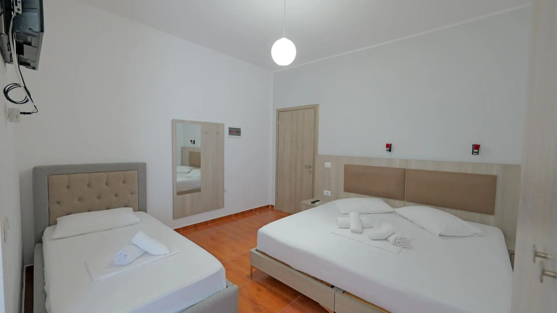 Vila Aurora Hotel Ksamil