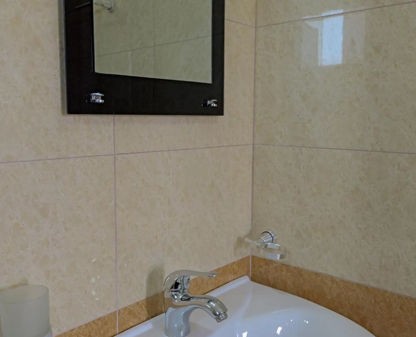 Guest house Vila Aurora Hotel Ksamil