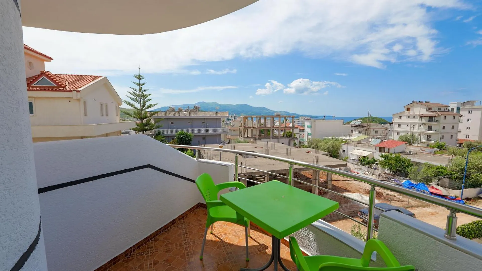 Guest house Vila Aurora Hotel Ksamil