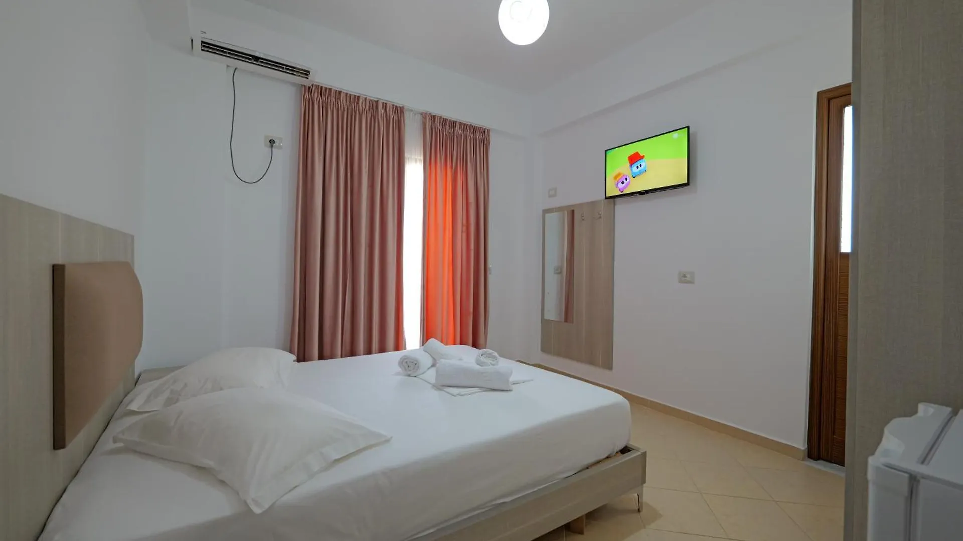 Vila Aurora Hotel Ksamil Guest house